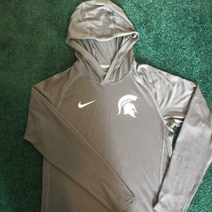 Nike dri-fit Michigan state pull over- NEW!
